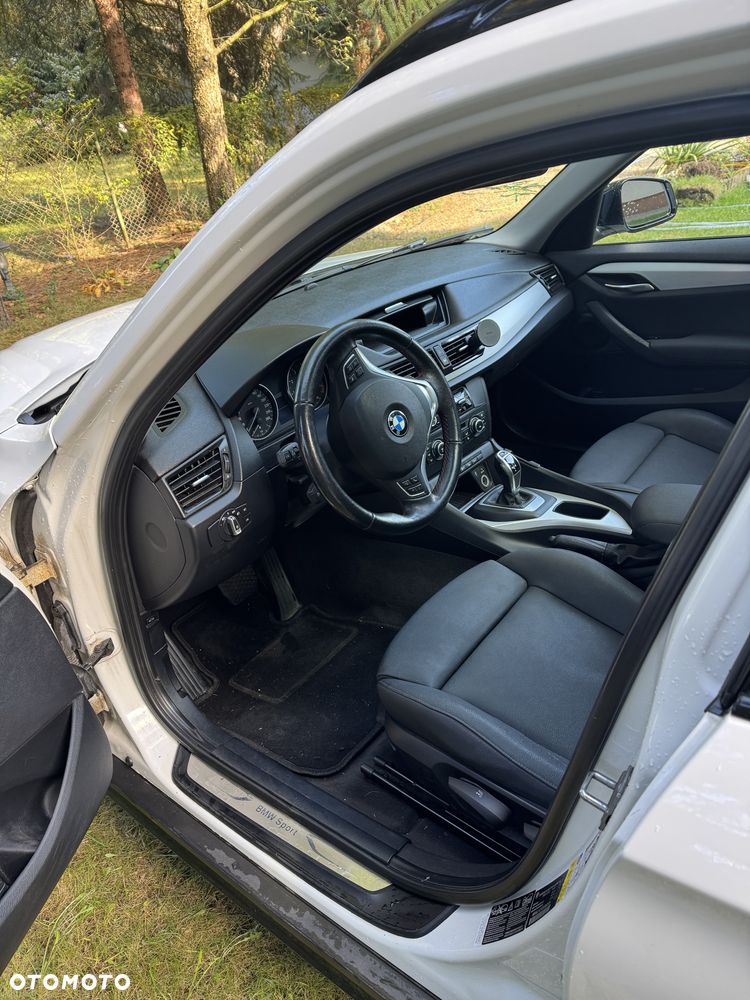 BMW X1 xDrive28i Sport Line - 10