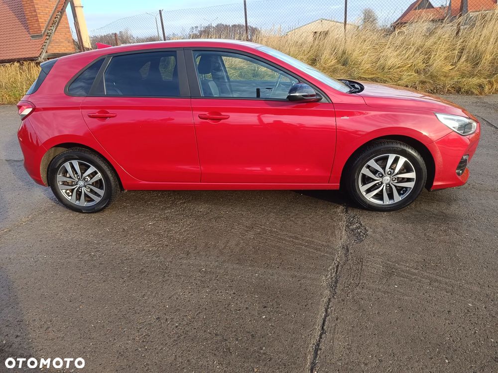 Hyundai i30 1.4 Premium - 11