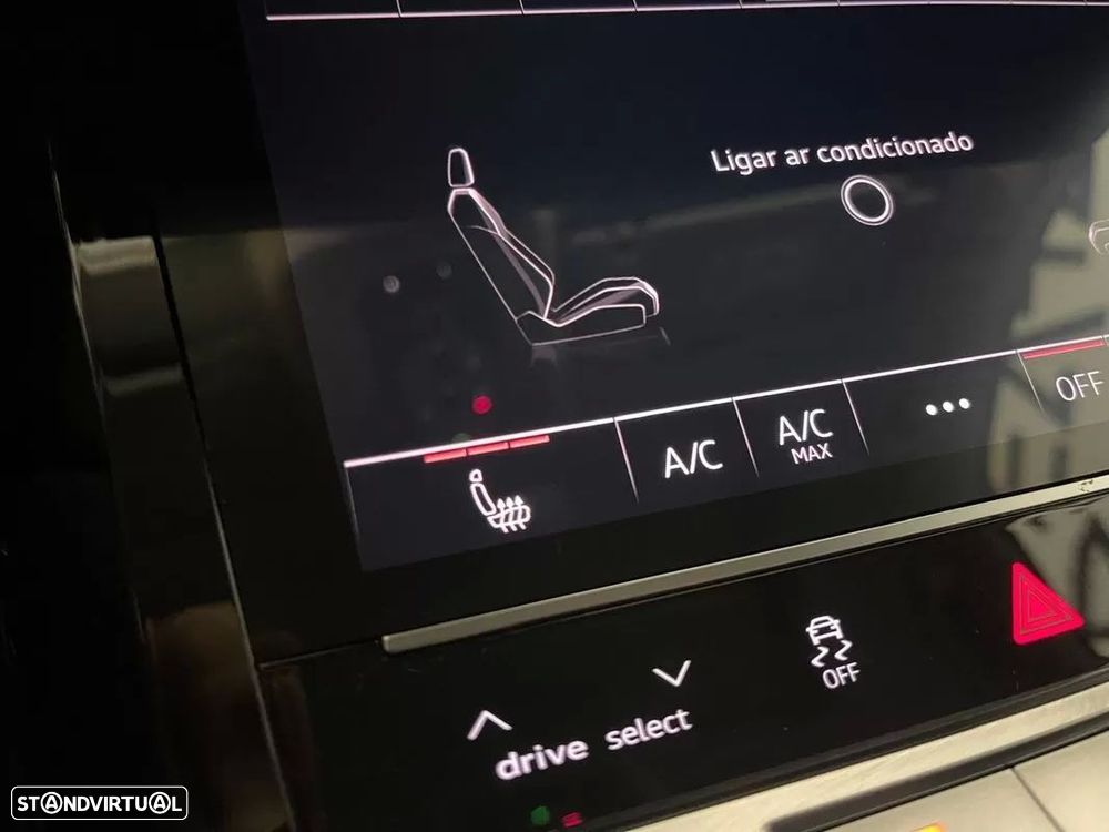 Audi e-tron 50 quattro Advanced - 38