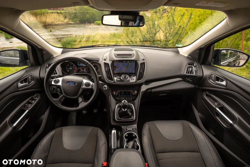 Ford Kuga 2.0 TDCi 2x4 SYNC - 23