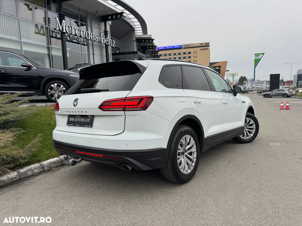 Volkswagen Touareg 3.0 V6 TDI 4Motion DPF Automatik - 2