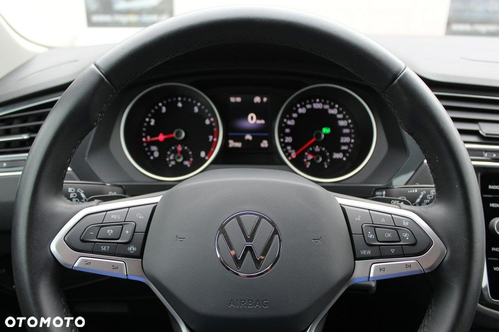 Volkswagen Tiguan - 13
