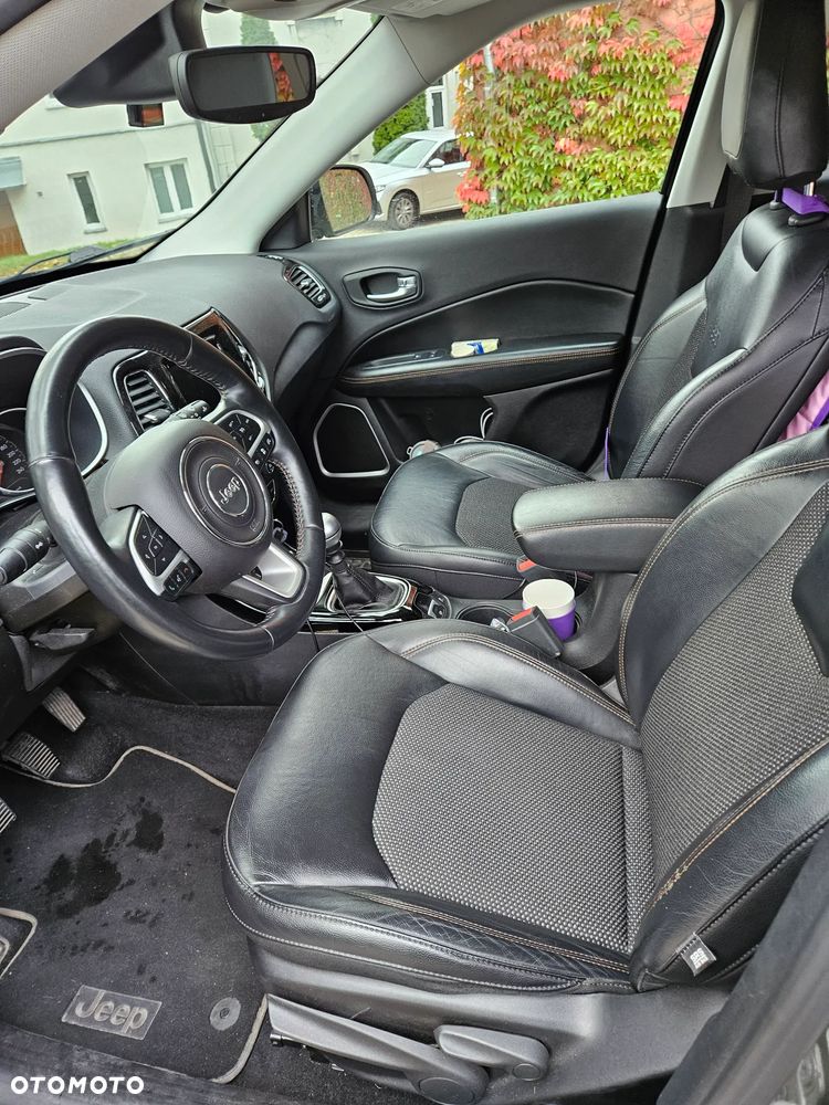 Jeep Compass - 8