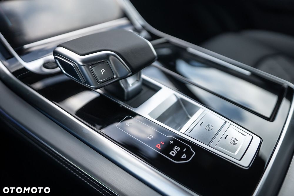 Audi Q8 - 25
