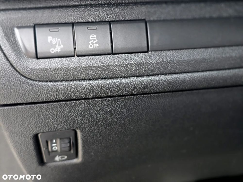 Peugeot 208 PureTech 82 Start & Stop Style - 25