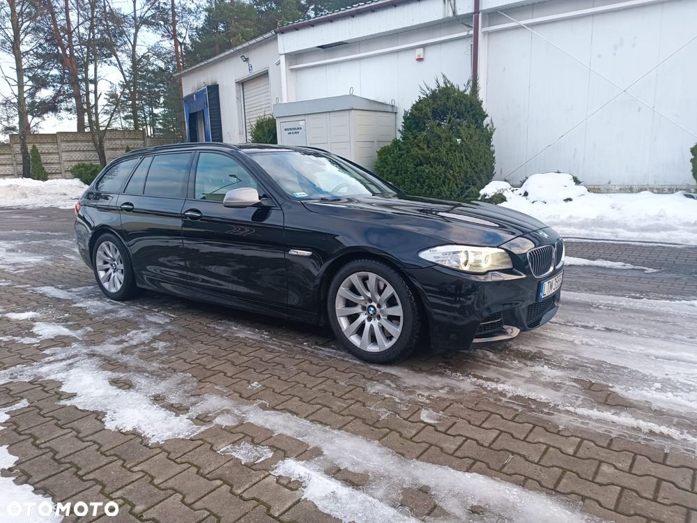 BMW Seria 5 M550d xDrive Sport-Aut - 22