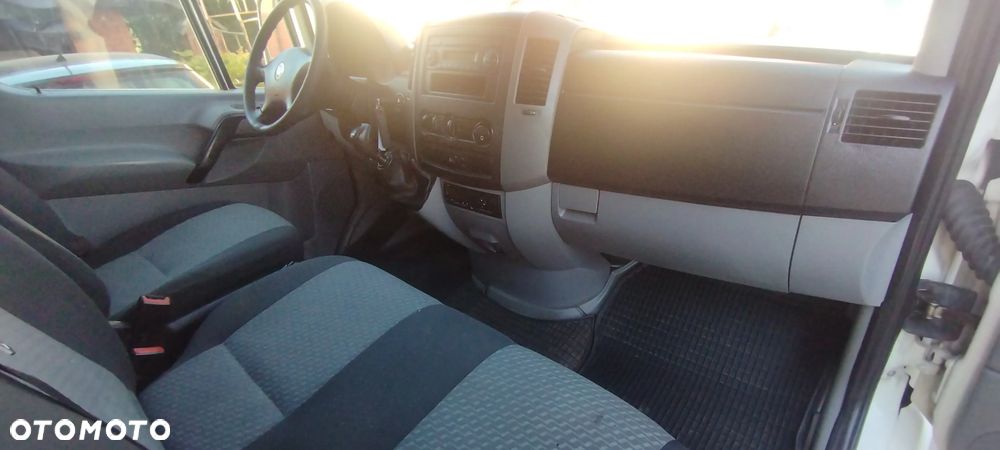 Volkswagen Crafter - 14