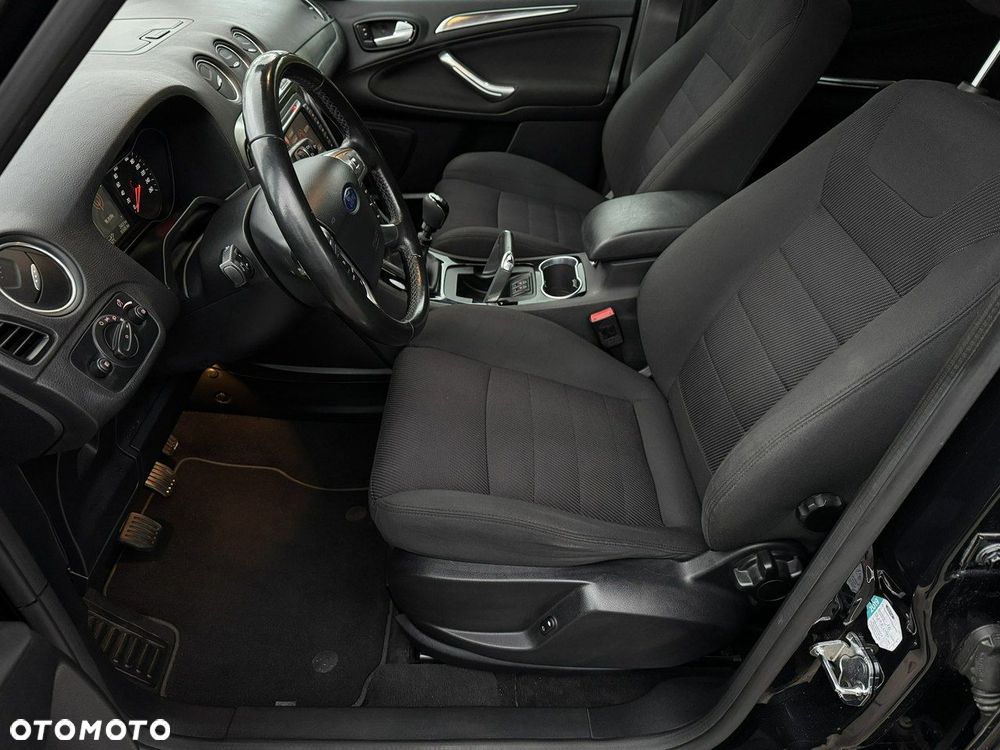 Ford Galaxy 2.0 TDCi Titanium - 17