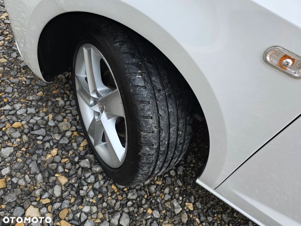 Seat Ibiza 1.4 16V Style - 24