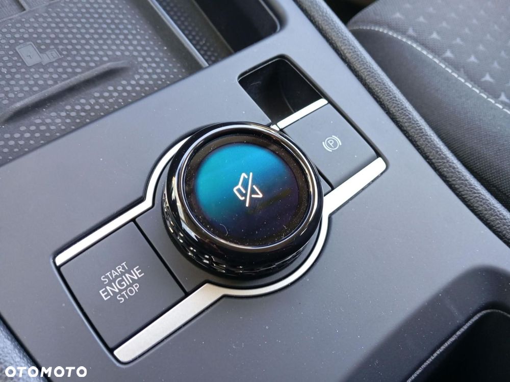 Volkswagen T-Roc - 11