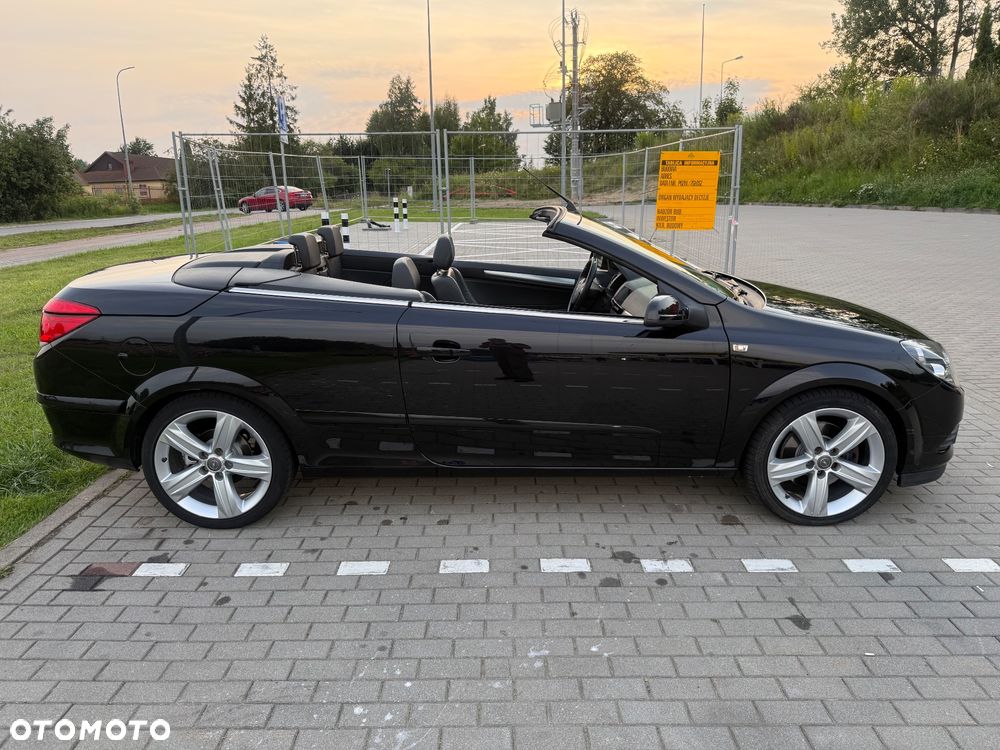 Opel Astra 1.9 CDTI DPF NAVI - 8