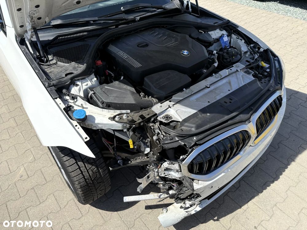 BMW Seria 3 318i Advantage sport - 10