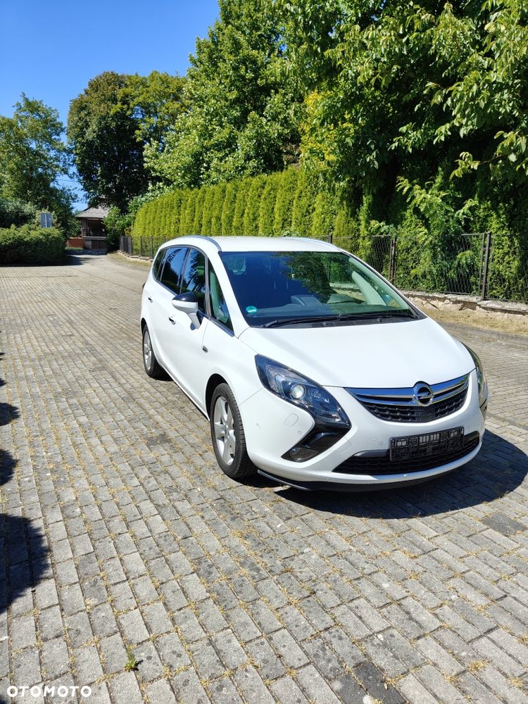Opel Zafira - 2