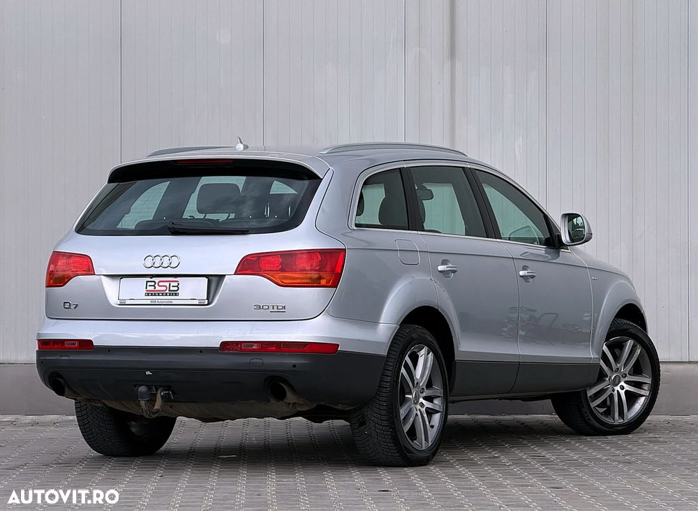 Audi Q7 3.0 TDI Quattro Tip - 9