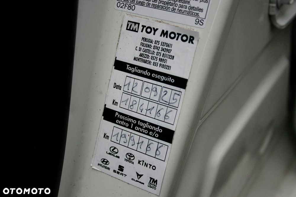 Toyota Auris - 22