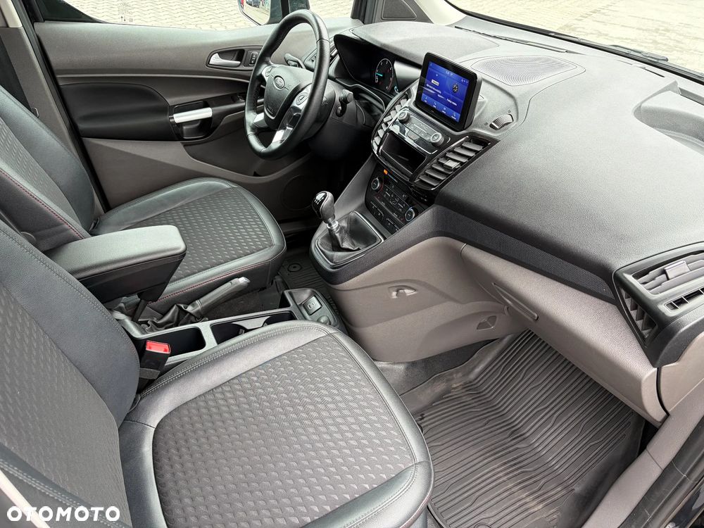 Ford Transit Connect - 9