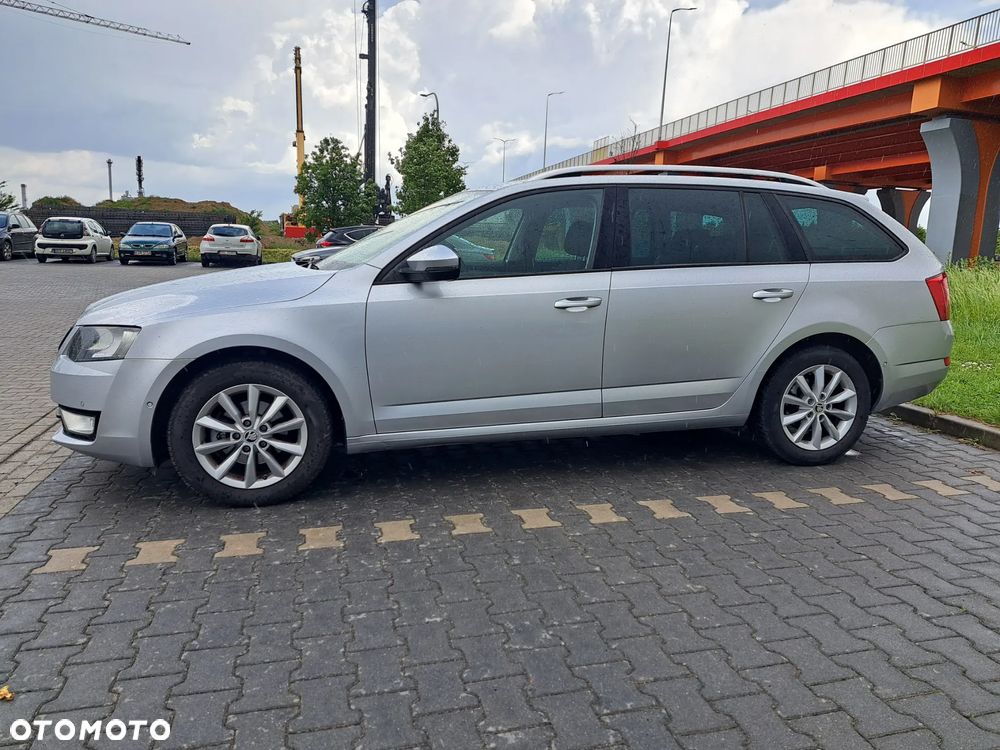 Skoda Octavia 1.6 TDI Style - 5