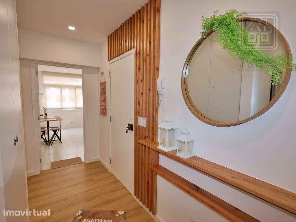 APARTAMENTO T2 para ARRENDAR junto ao Hospital e Parque Atlântico, ... - Grande imagem: 2/33