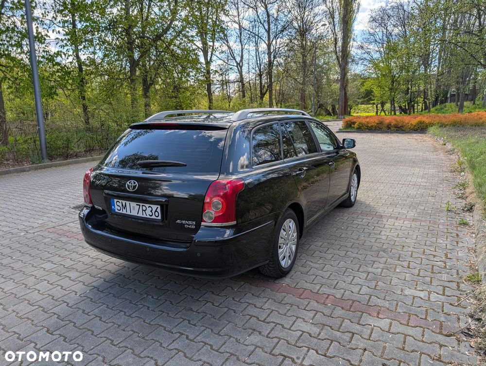 Toyota Avensis 2.0 D-4D Team - 3