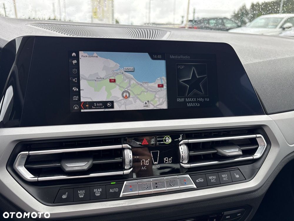 BMW Seria 3 318i - 21
