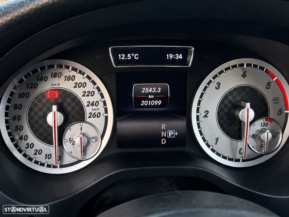 Mercedes-Benz A 200 CDI 7G-DCT AMG Line - 11