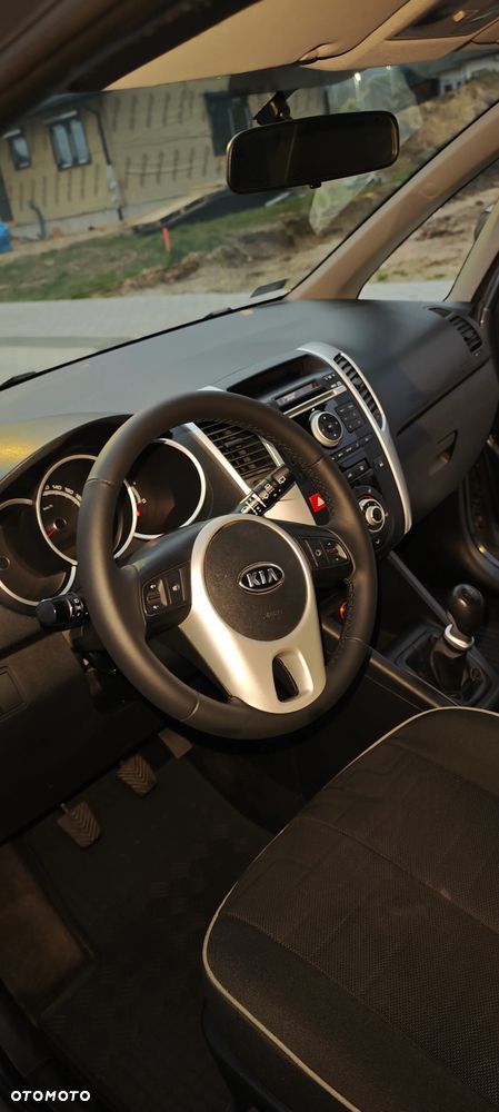 Kia Venga 1.4 M - 10