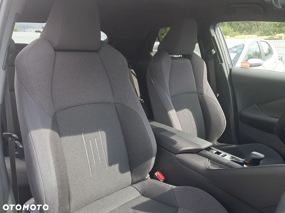 Toyota C-HR 2.0 PHEV Dynamic Force Style - 18