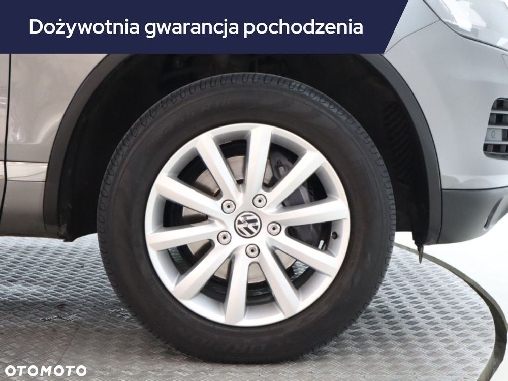 Volkswagen Touareg - 17