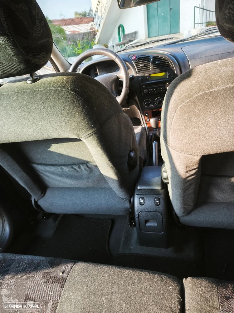 Citroën Xsara 1.4i Exclusive - 4
