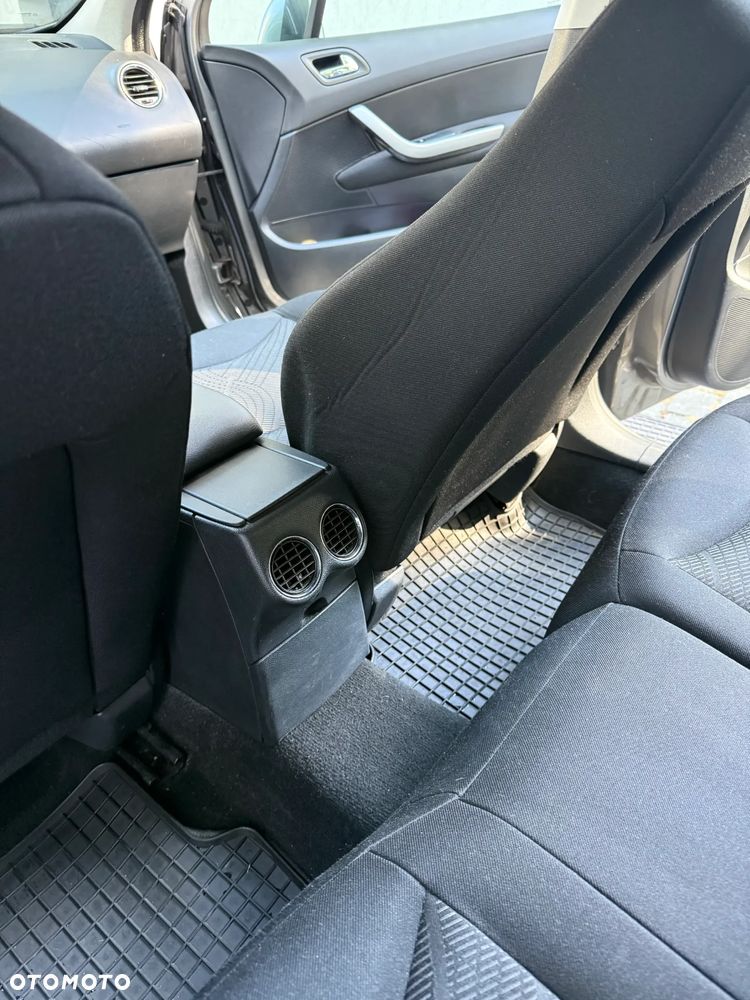 Peugeot 308 - 9