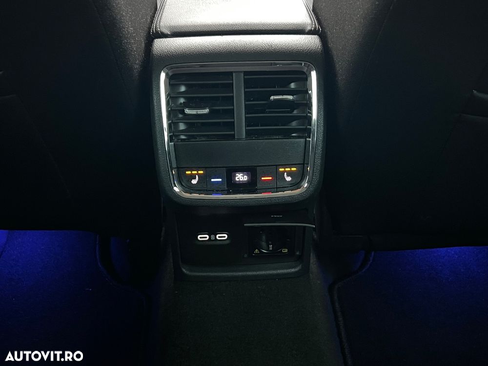 Skoda Octavia 2.0 TDI DSG 4X4 RS Plus - 36