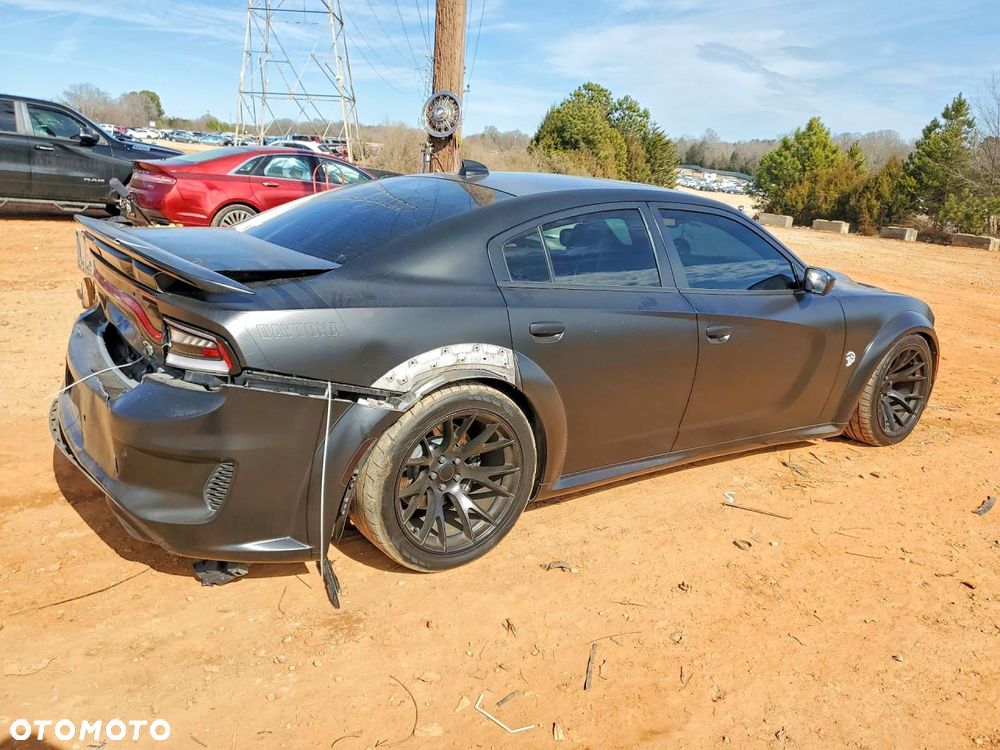 Dodge Charger - 10