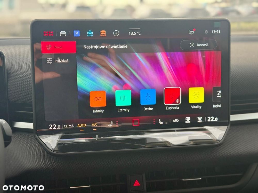 Volkswagen T-Roc 1.5 eTSI Life DSG - 20