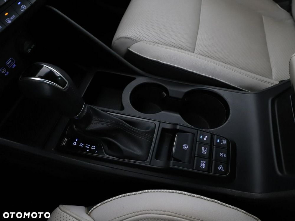 Hyundai Tucson 1.6 Turbo 4WD Premium - 29