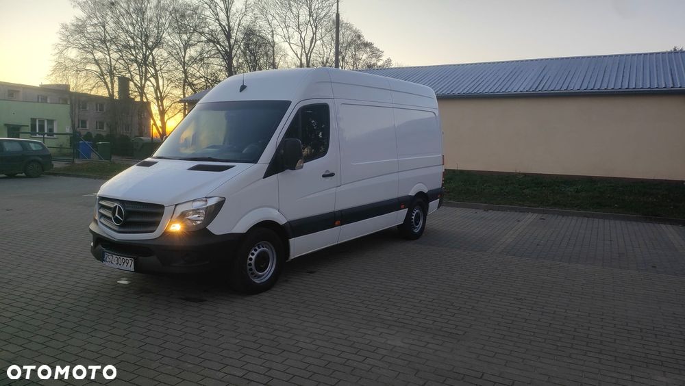 Mercedes-Benz SPRINTER - 3