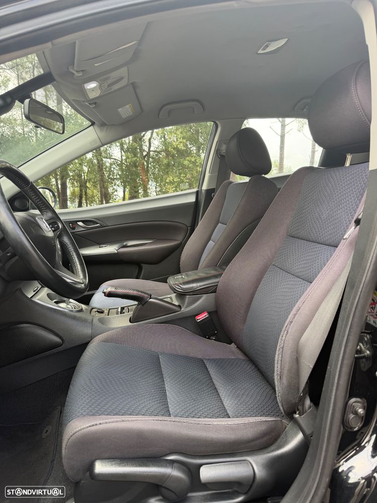 Honda Civic 1.4 i-VTEC Comfort - 8
