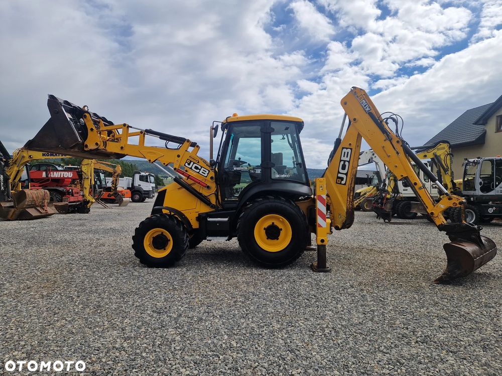 JCB 3CX - 4