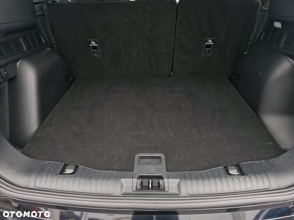 Ford Kuga 2.5 FHEV FWD Titanium - 10