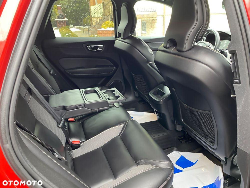 Volvo XC 60 D4 Geartronic RDesign - 14