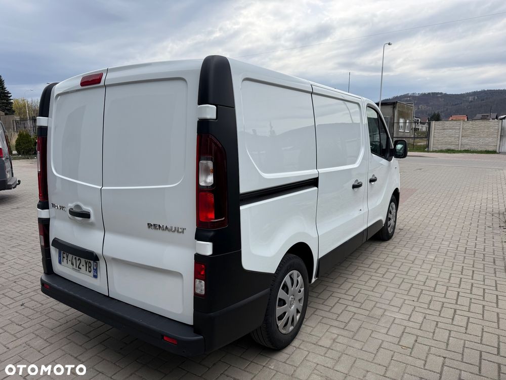 Renault TRAFIC - 4