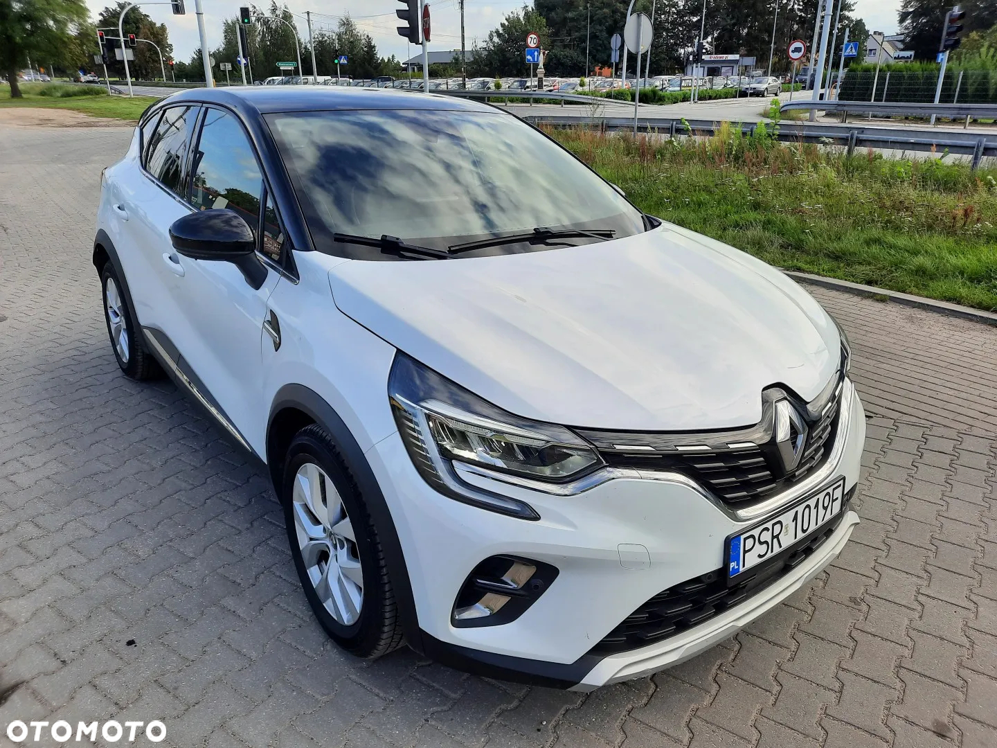 Renault Captur TCe Mild Hybrid 140 GPF EVOLUTION - 4