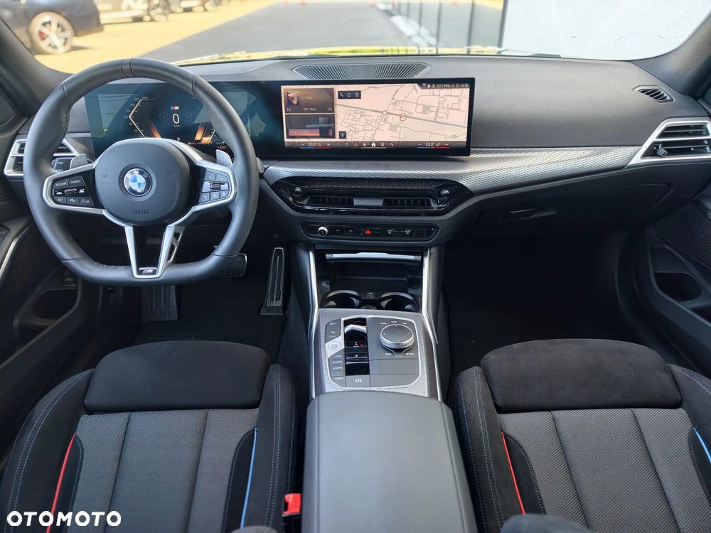 BMW Seria 3 330i xDrive M Sport - 6