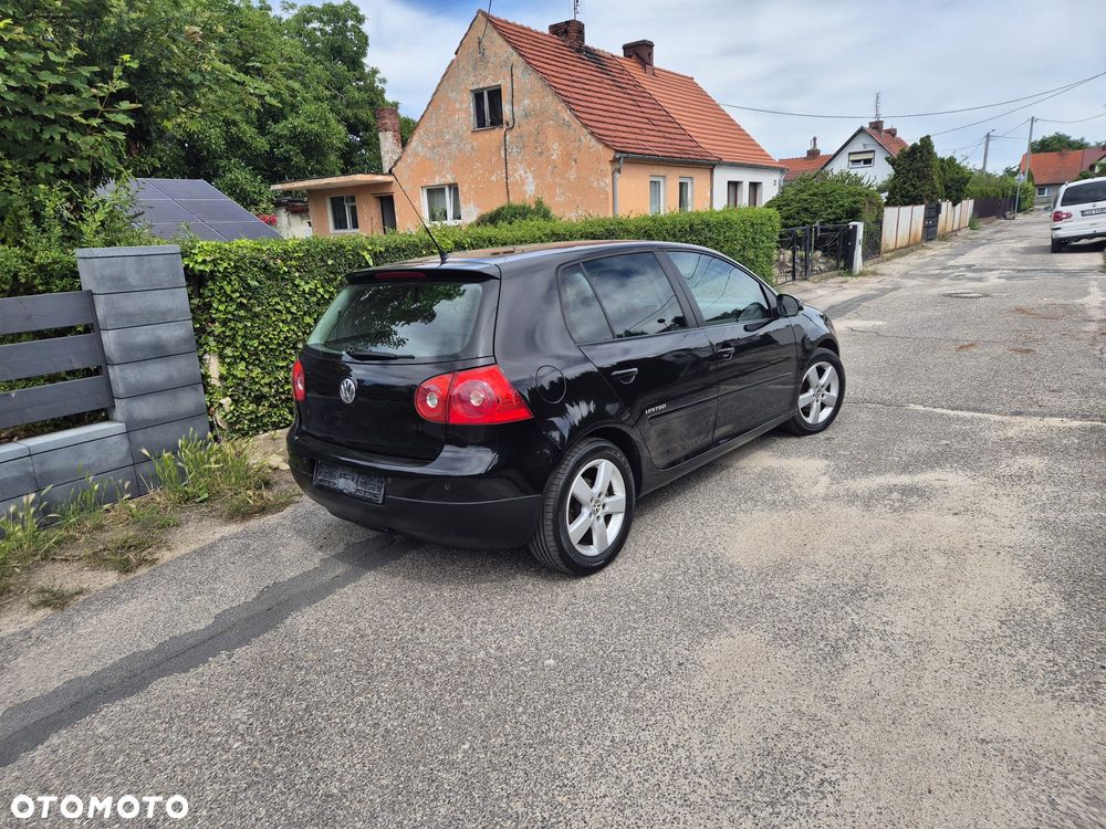 Volkswagen Golf 2.0 TDI United - 12
