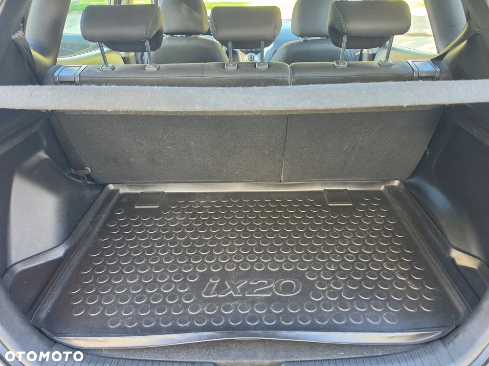 Hyundai ix20 1.4 blue Comfort - 7