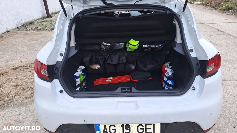 Renault Clio dCi 90 Dynamique - 9