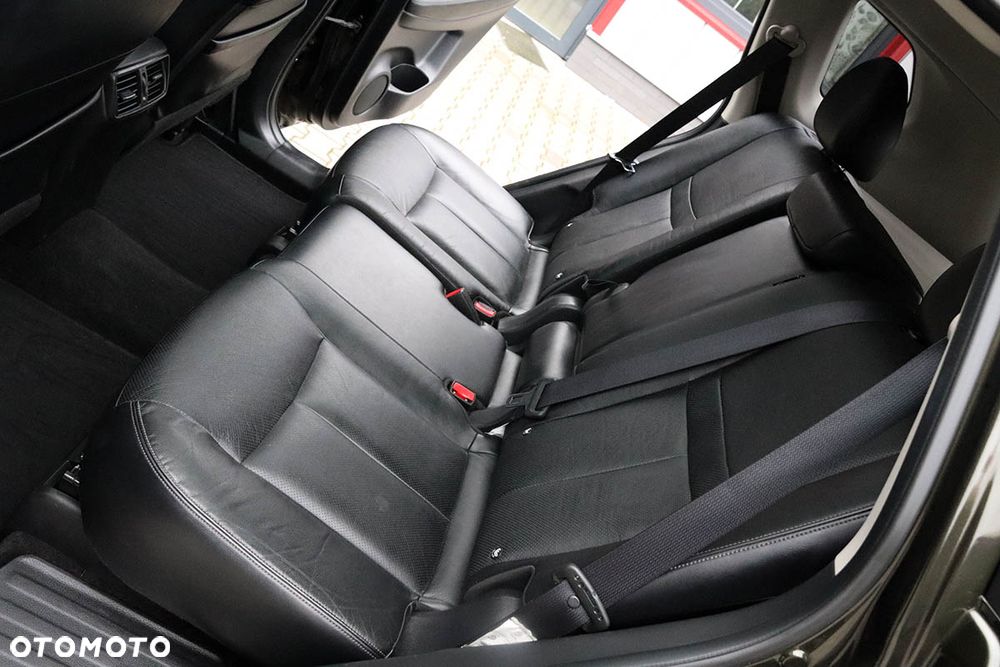 Nissan X-Trail 2.0 dCi ALL-MODE 4x4i Xtronic Tekna - 29