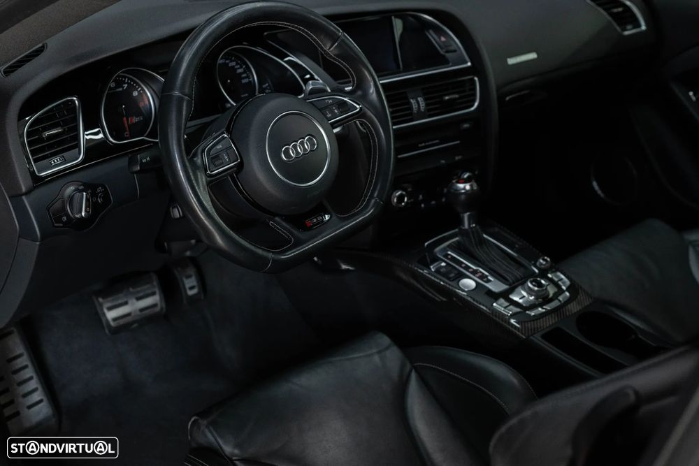 Audi RS5 4.2 FSi quattro S tronic - 16