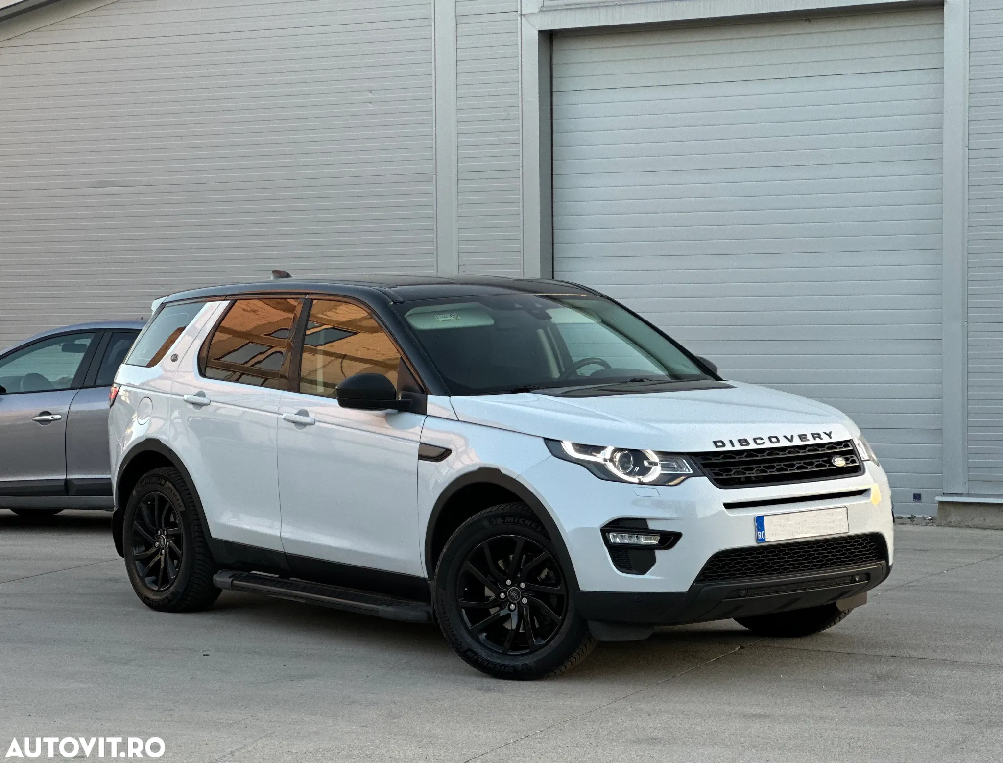 Land Rover Discovery Sport 2.0 l TD4 HSE Aut. - 2
