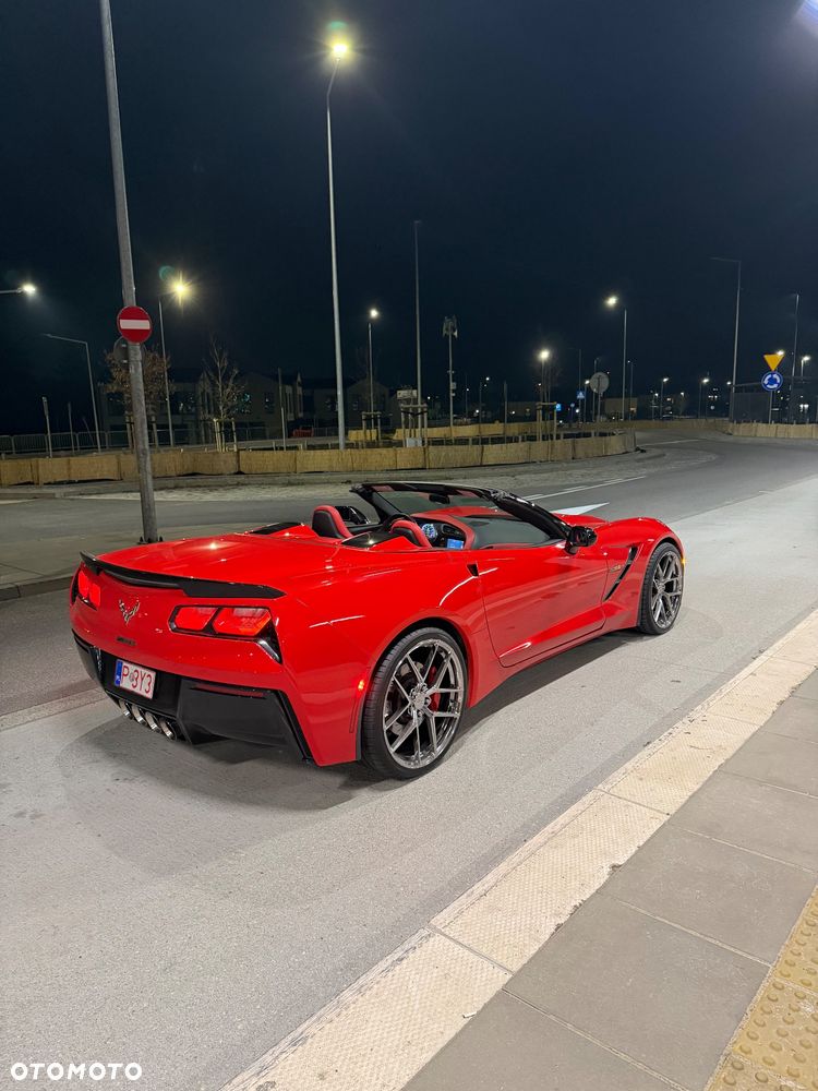 Chevrolet Corvette - 14
