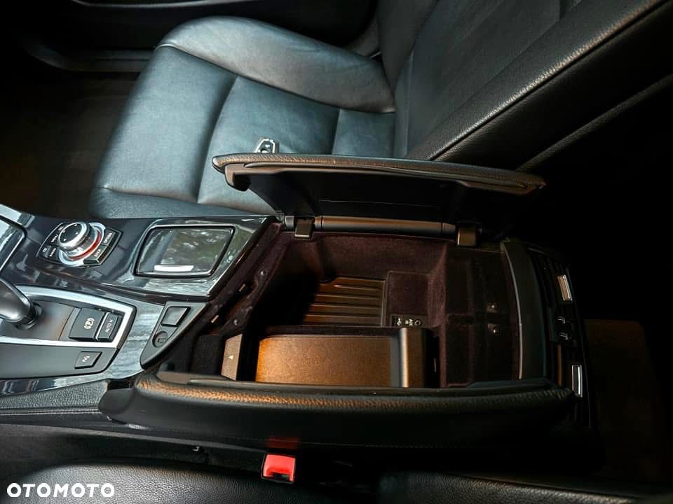 BMW Seria 5 520d - 9